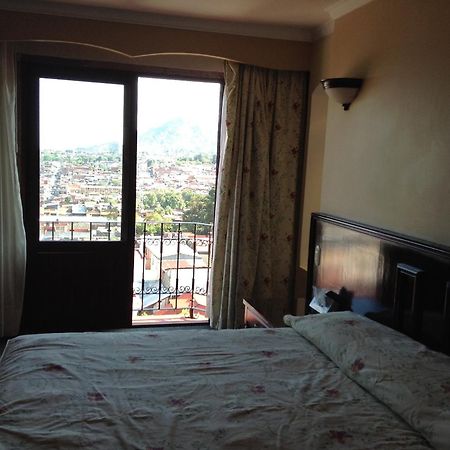 Hotel Real De Uruapan Uruapan  Ngoại thất bức ảnh