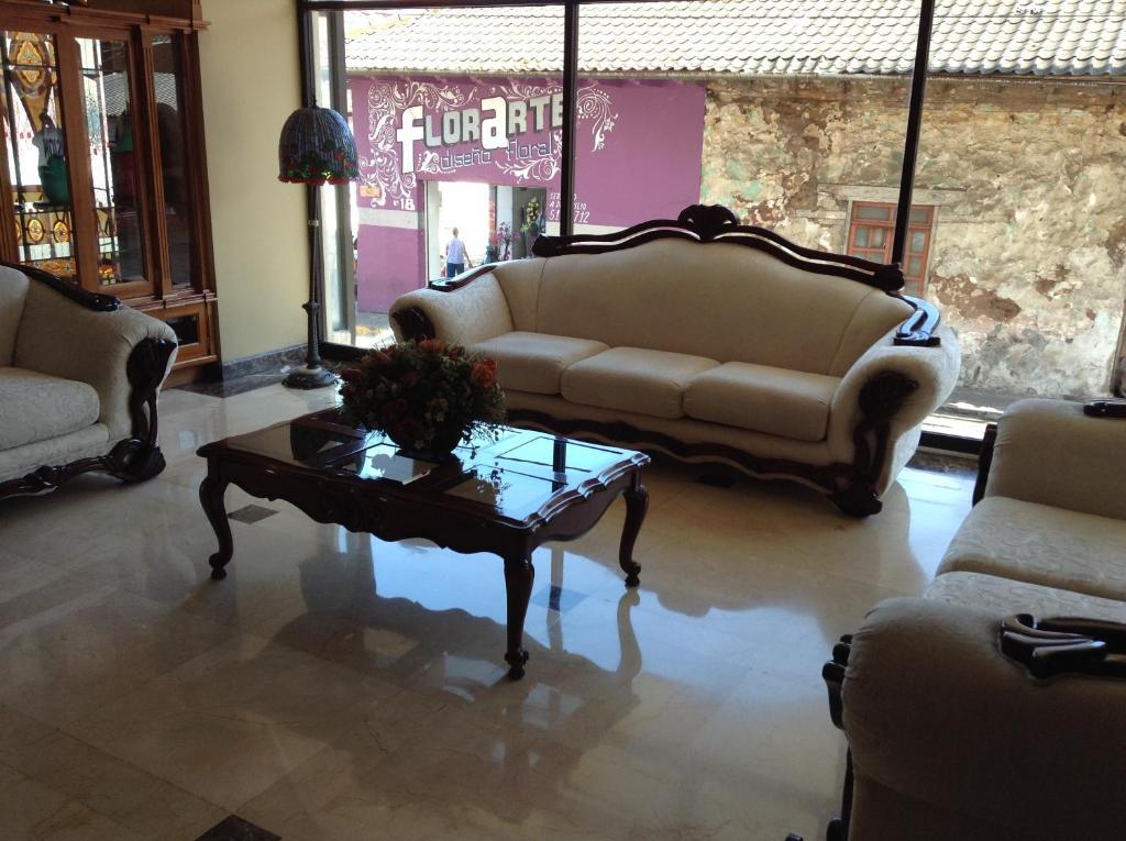 Hotel Real De Uruapan Uruapan  Ngoại thất bức ảnh