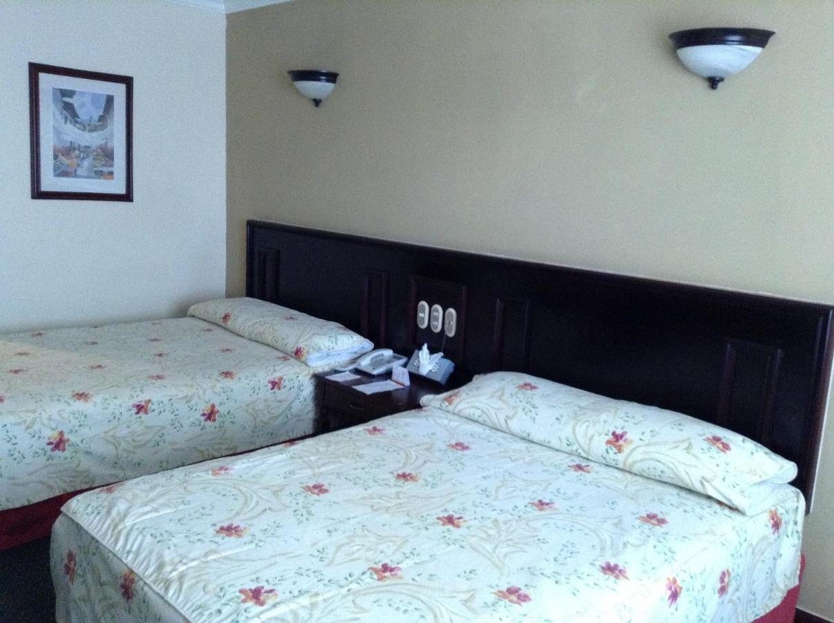 Hotel Real De Uruapan Uruapan  Ngoại thất bức ảnh